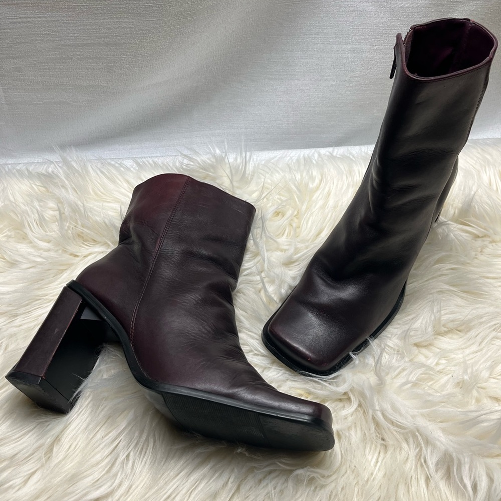 Elegant Burgundy Leather Ankle Boots